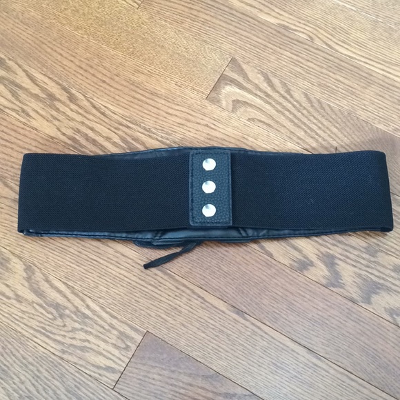 Corset belt - Picture 2 of 2